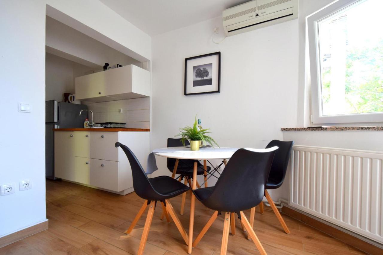Apartments Julia Čižići 外观 照片
