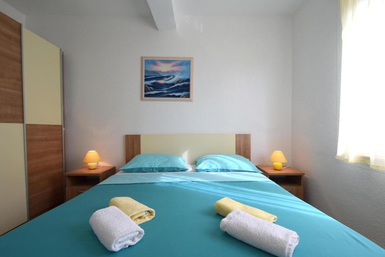 Apartments Julia Čižići 外观 照片