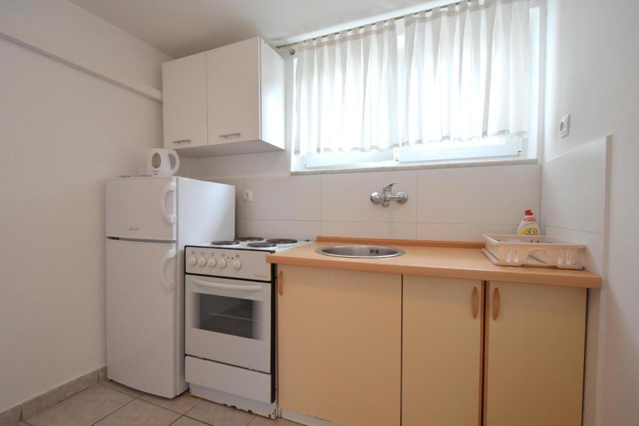 Apartments Julia Čižići 外观 照片