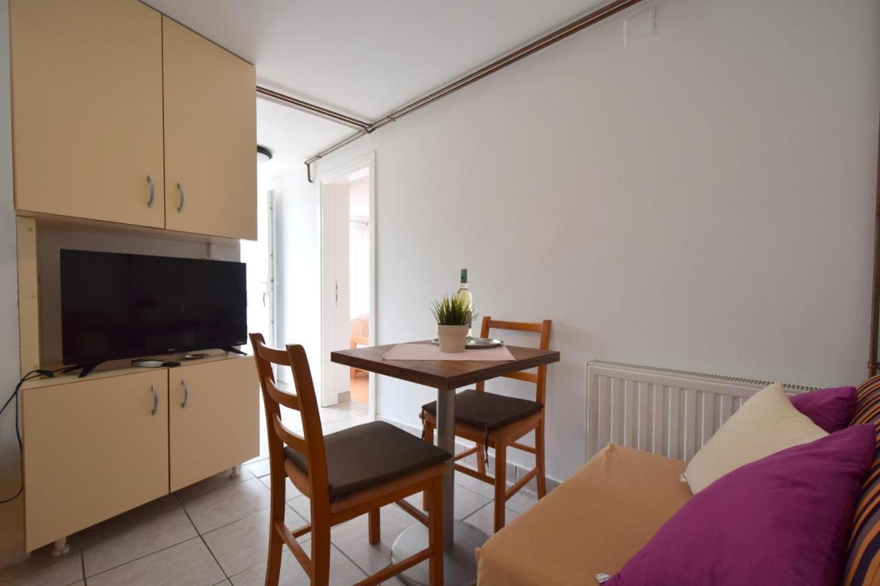 Apartments Julia Čižići 外观 照片